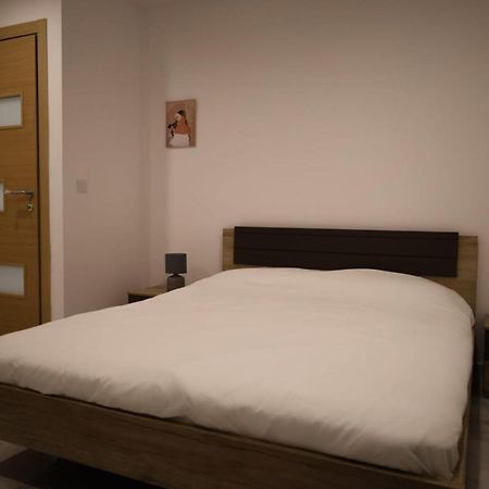 Spacious Deluxe Seaside Escape San Pawl il-Baħar Extérieur photo