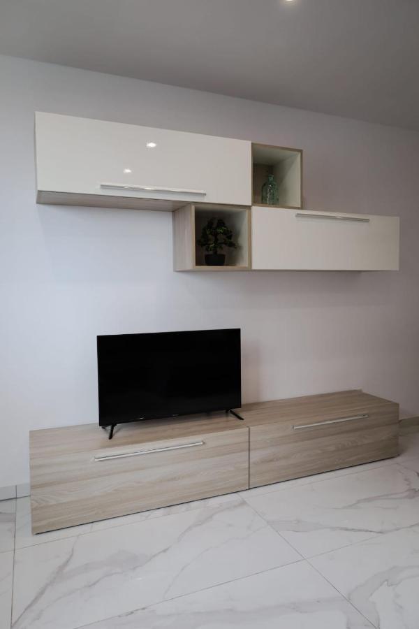Spacious Deluxe Seaside Escape San Pawl il-Baħar Extérieur photo